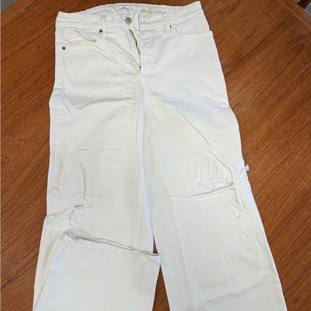 Old Navy Cream Distressed Straight Leg Jeans